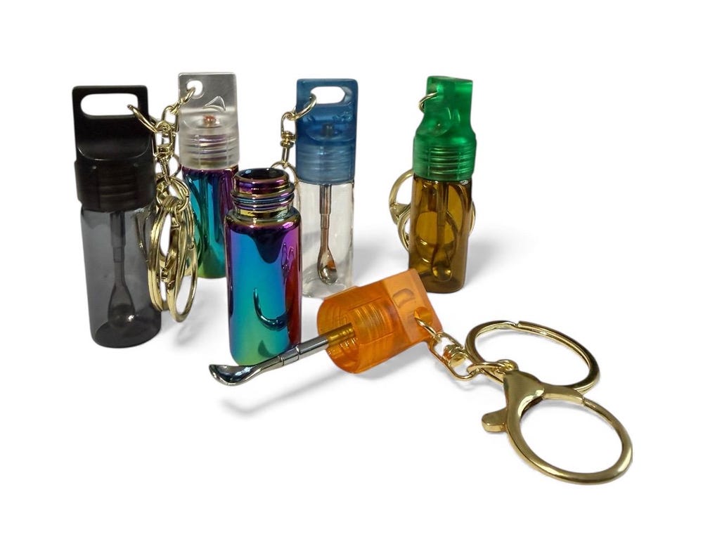 Mini Glass Spice Dispenser Keychain: Extending Snuff Spoon Scoop